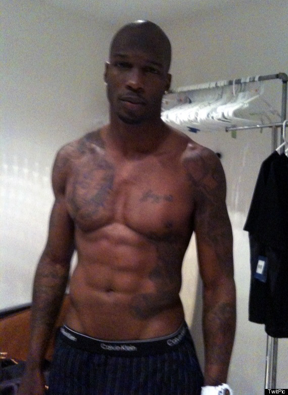 chad-ochocinco-shirtless-battery-charges-evelyn-lozada