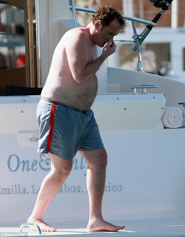 quentin-tarantino-shirtless-2
